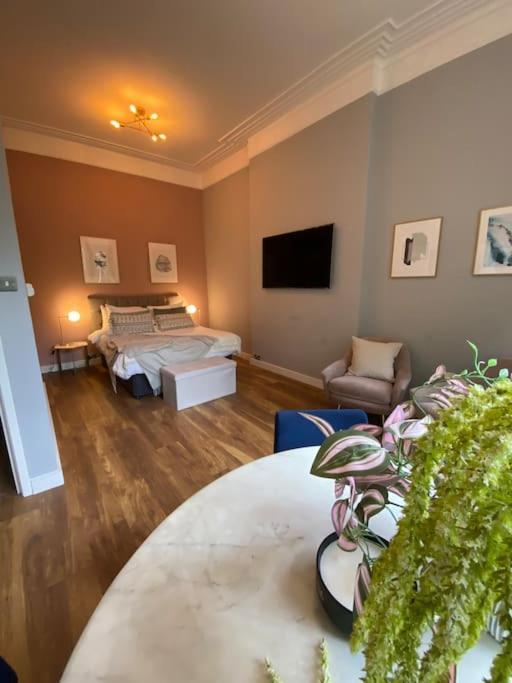 Stylish Studio For 3 Near Regents Park N4 London Eksteriør bilde
